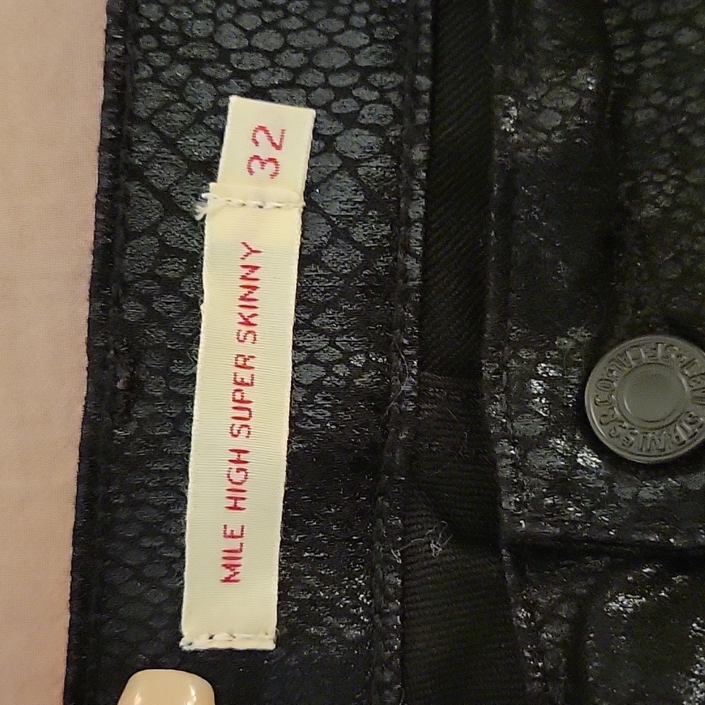 LEVI'S PREMIUM Black Snakeskin Mile High Stretch Jeans - Picture 9 of 10